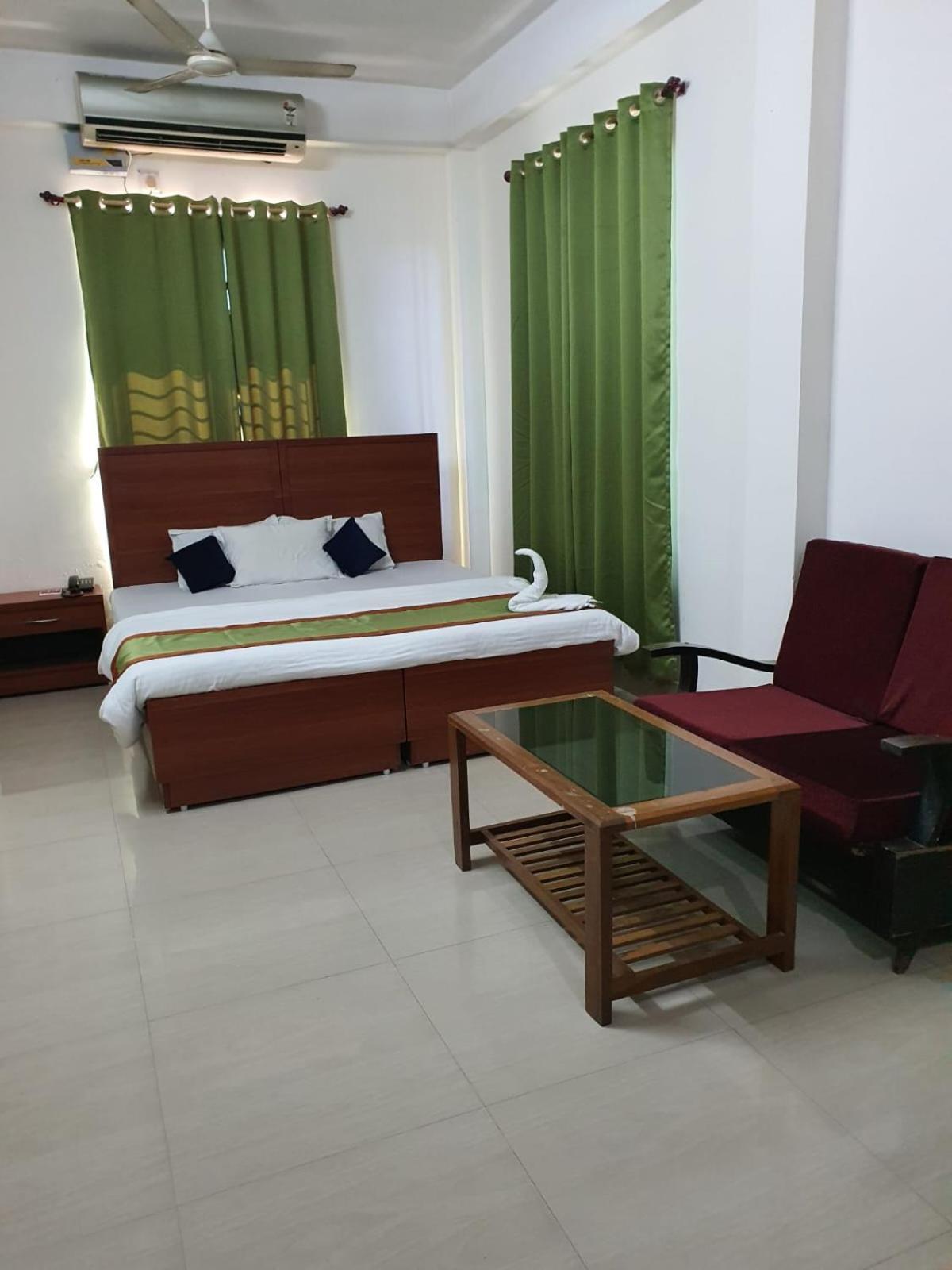 Hotel Deo Volente Sivasagar Exterior foto